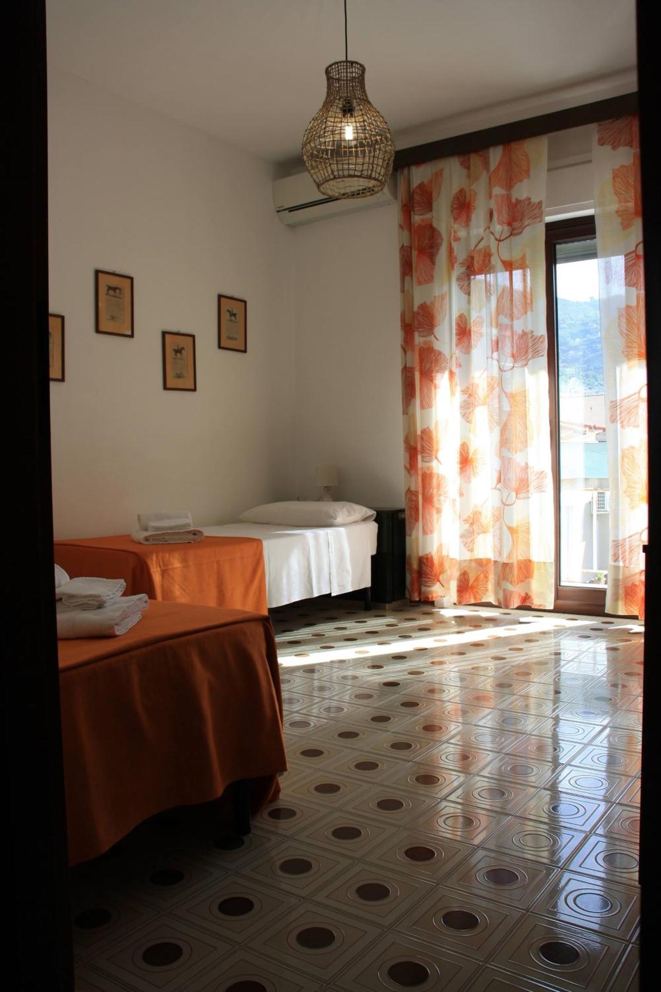 Appartamento Archimede Lounge Cefalù Esterno foto