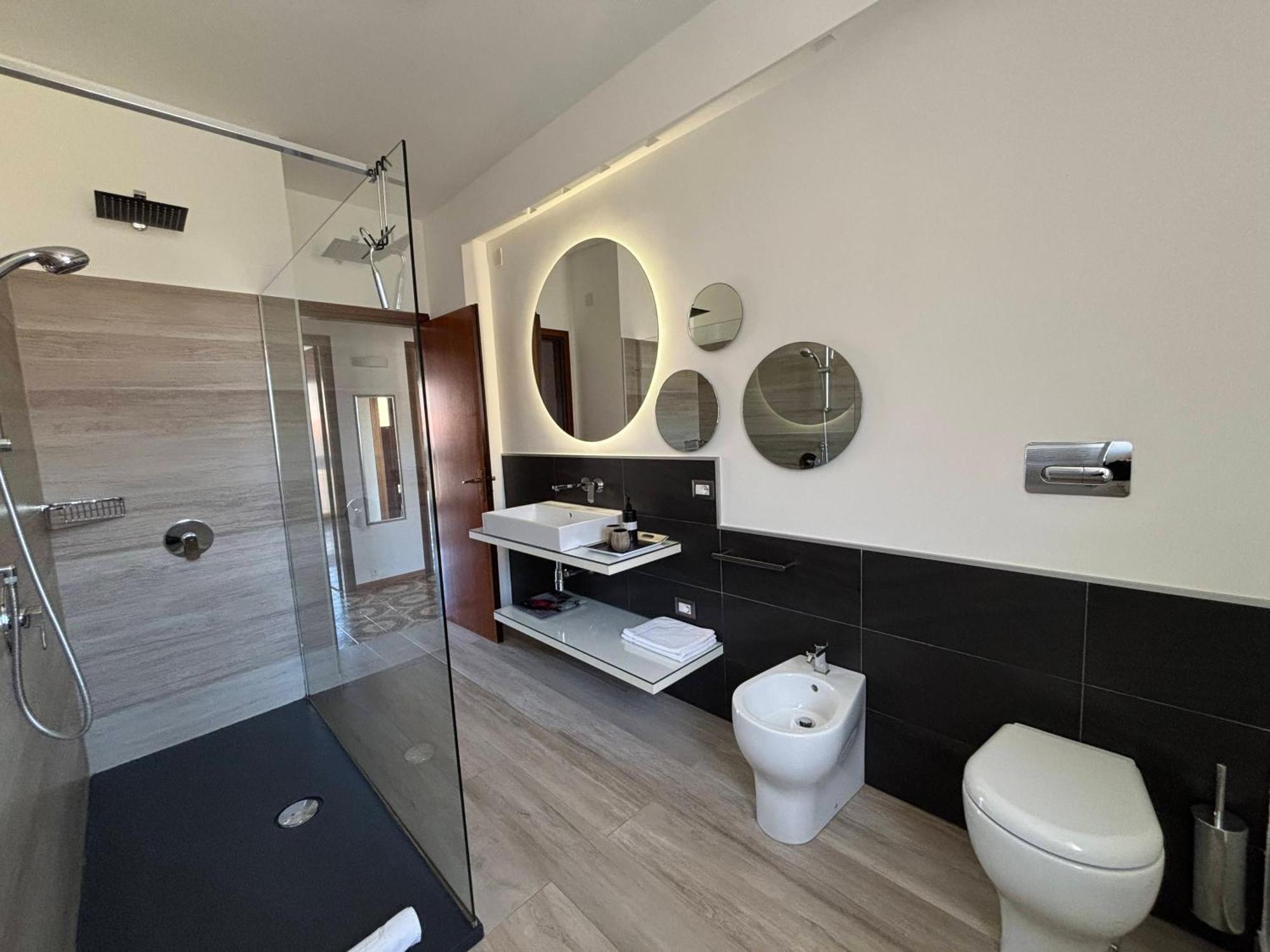 Appartamento Archimede Lounge Cefalù Esterno foto