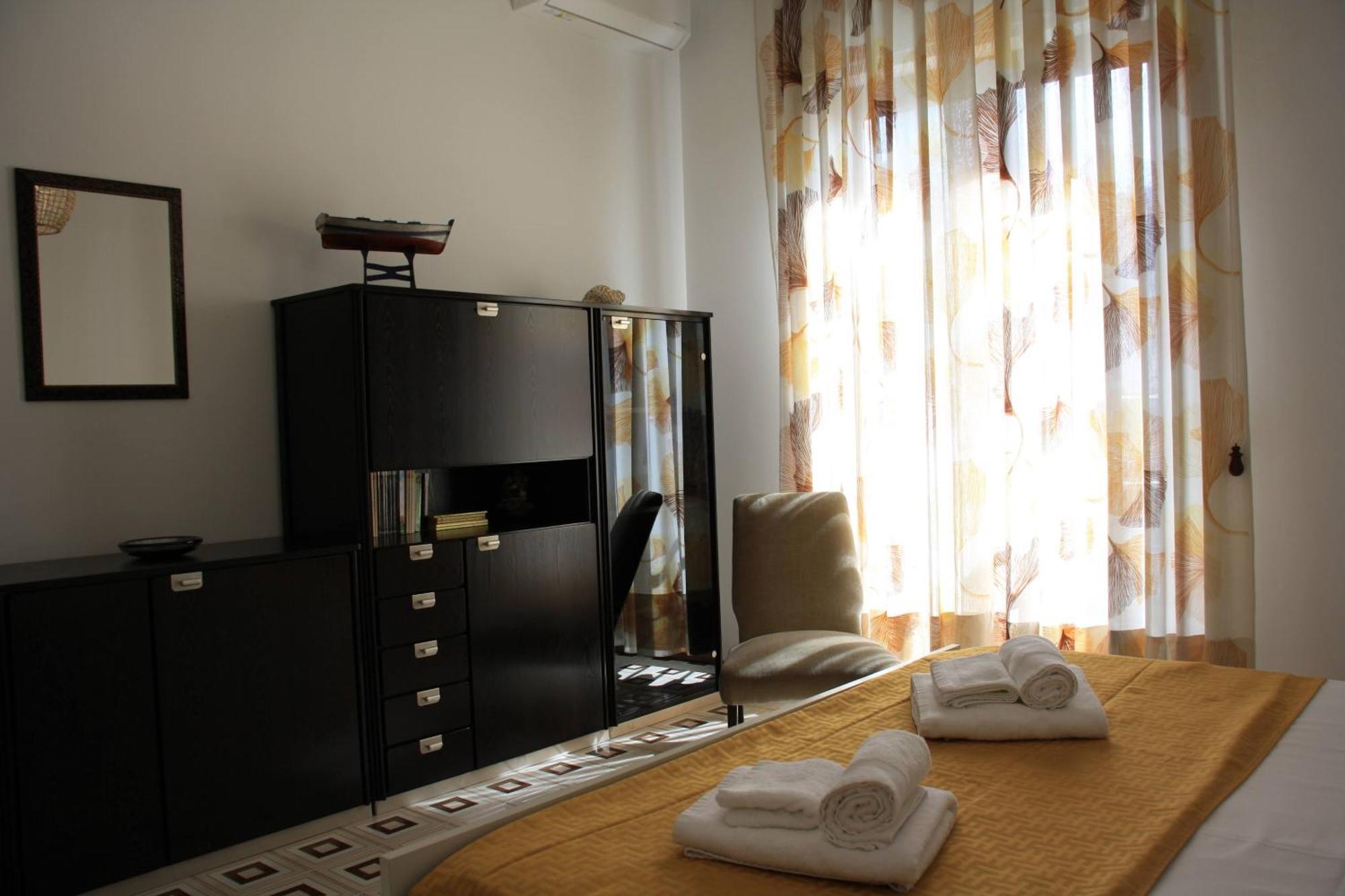 Appartamento Archimede Lounge Cefalù Esterno foto
